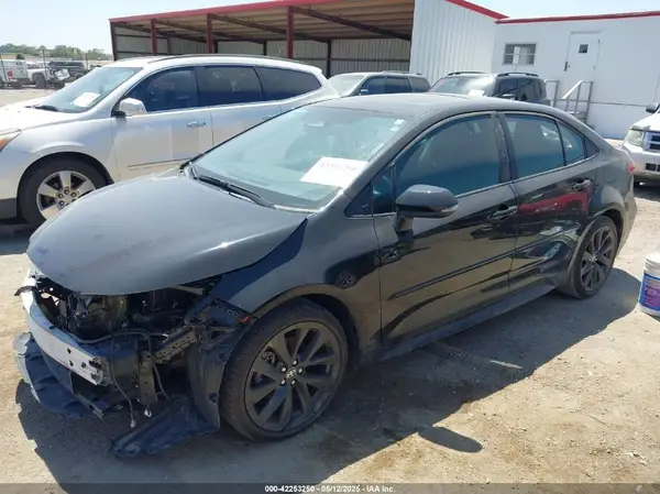 5YFT4MCE1RP184528 2024 TOYOTA COROLLA - Image 2