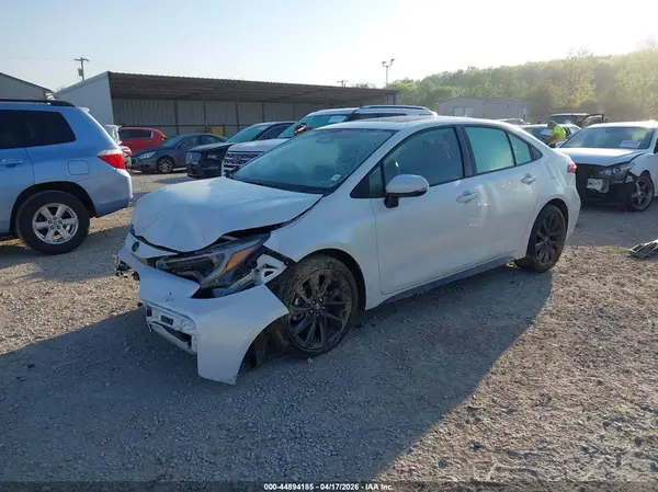 5YFT4MCE3SP251863 2025 TOYOTA COROLLA - Image 2