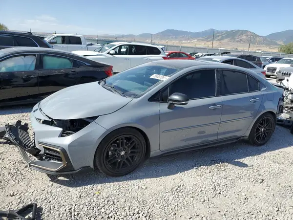 5YFT4MCE4NP129694 2022 TOYOTA COROLLA - Image 1