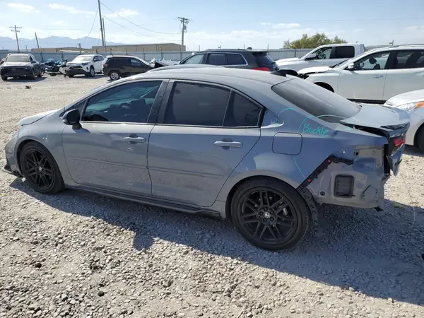 5YFT4MCE4NP129694 2022 TOYOTA COROLLA - Image 2