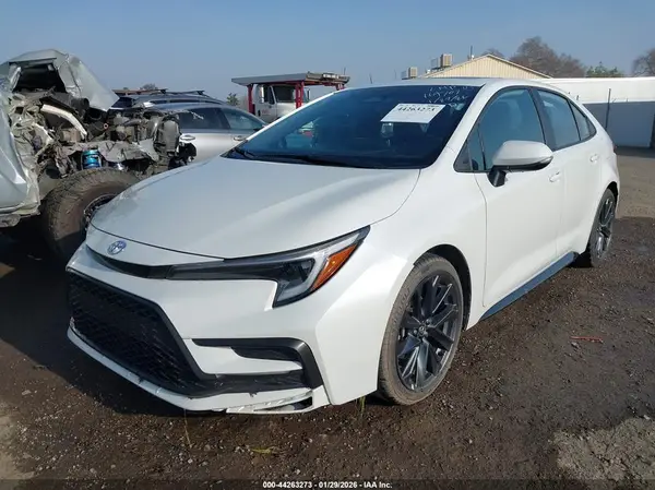 5YFT4MCE4RP195488 2024 TOYOTA COROLLA - Image 2