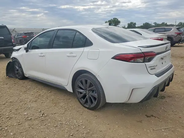 5YFT4MCE4SP218208 2025 TOYOTA COROLLA - Image 2