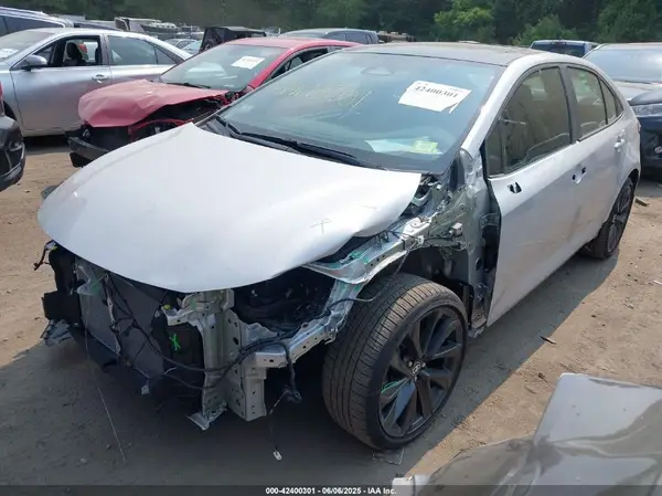 5YFT4MCE5RP205090 2024 TOYOTA COROLLA - Image 2