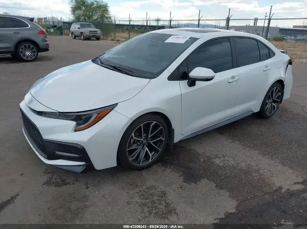 5YFT4MCE6NP128580 2022 TOYOTA COROLLA - Image 2