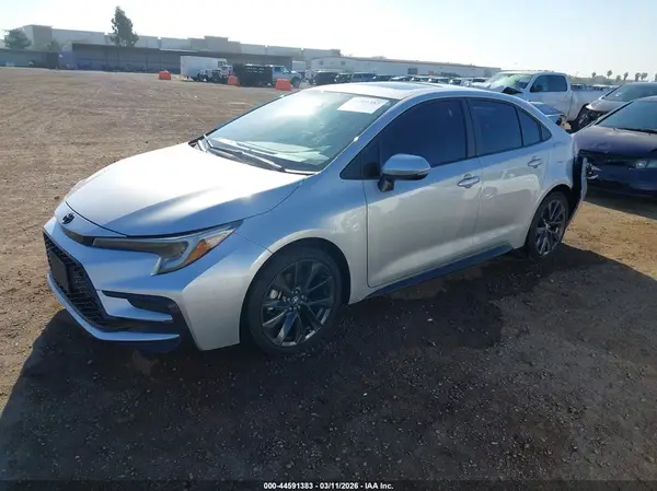 5YFT4MCE6SP247256 2025 TOYOTA COROLLA - Image 2
