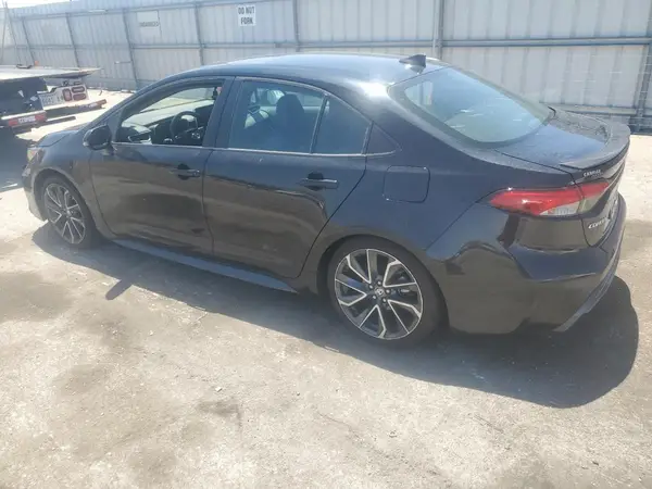 5YFT4MCE7MP079825 2021 TOYOTA COROLLA - Image 2