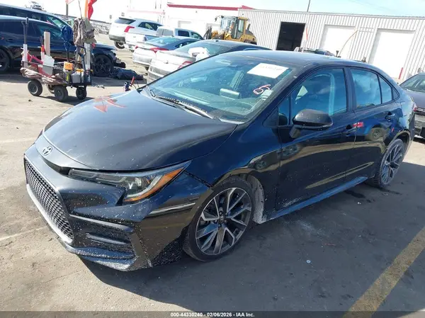 5YFT4MCE7NP101243 2022 TOYOTA COROLLA - Image 2