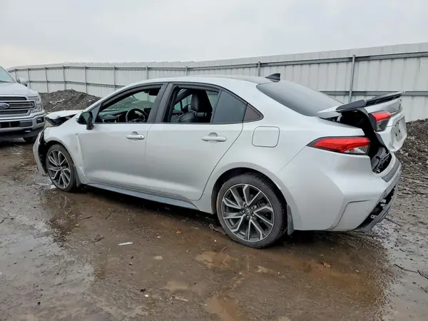 5YFT4MCE7NP112842 2022 TOYOTA COROLLA - Image 2