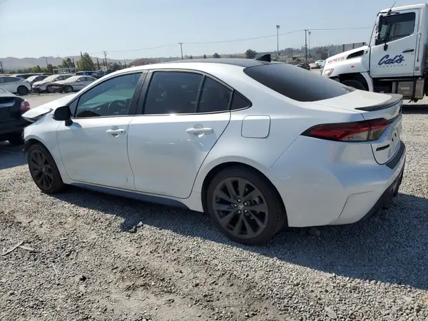 5YFT4MCE7RP173419 2024 TOYOTA COROLLA - Image 2