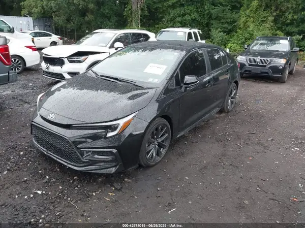 5YFT4MCE7RP180256 2024 TOYOTA COROLLA - Image 2