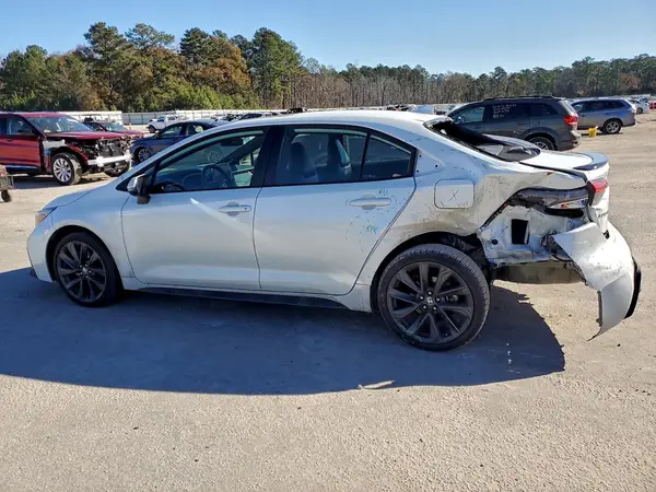 5YFT4MCE7RP187482 2024 TOYOTA COROLLA - Image 2