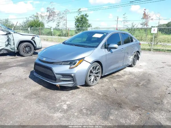 5YFT4MCE8MP091479 2021 TOYOTA COROLLA - Image 2
