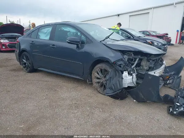 5YFT4MCE9RP173292 2024 TOYOTA COROLLA - Image 1