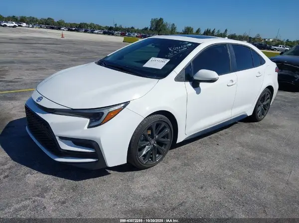 5YFT4MCE9RP187869 2024 TOYOTA COROLLA - Image 2