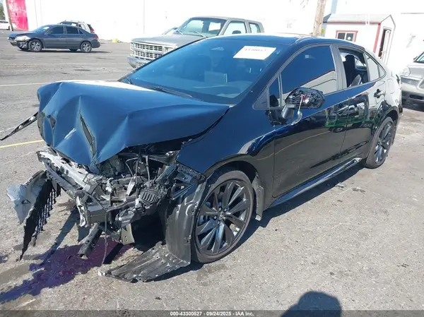 5YFT4MCE9SP233349 2025 TOYOTA COROLLA - Image 2