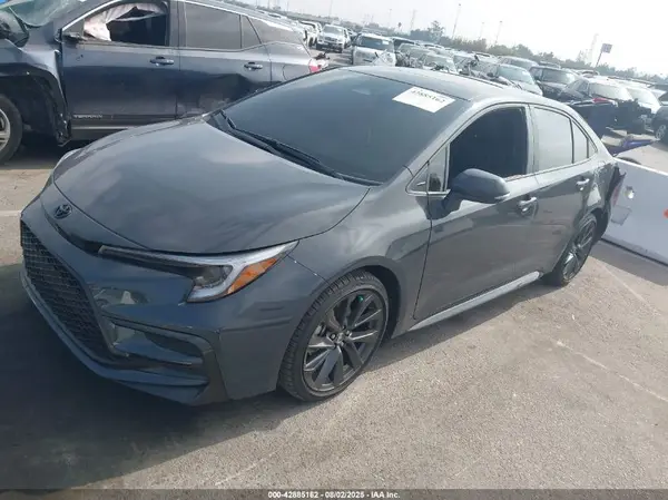 5YFT4MCE9SP236137 2025 TOYOTA COROLLA - Image 2