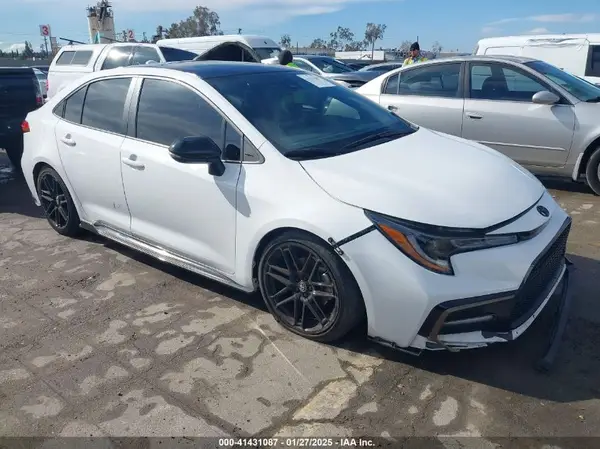 5YFT4MCEXNP128033 2022 TOYOTA COROLLA - Image 1