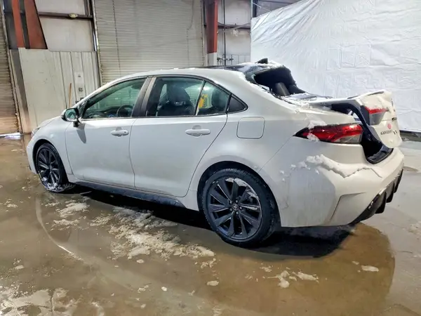 5YFT4MCEXRP174015 2024 TOYOTA COROLLA - Image 2