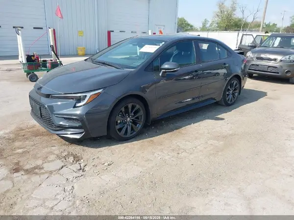 5YFT4MCEXRP185371 2024 TOYOTA COROLLA - Image 2