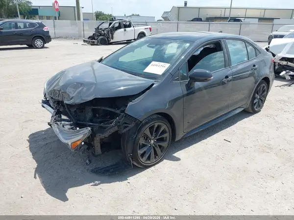 5YFT4MCEXRP188724 2024 TOYOTA COROLLA - Image 2