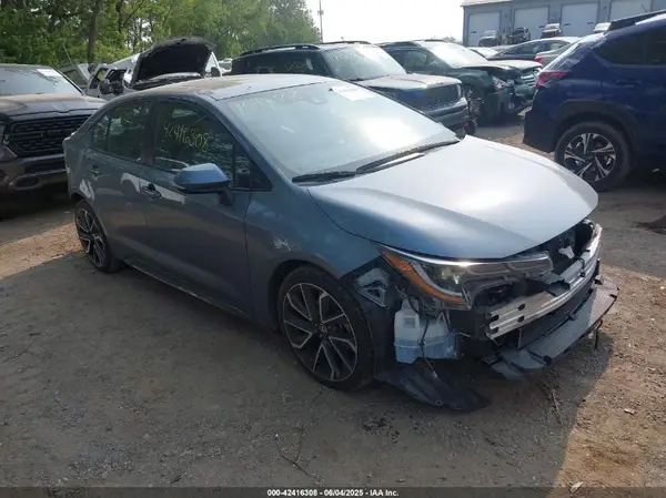 5YFT4RCE1LP021706 2020 TOYOTA COROLLA - Image 1