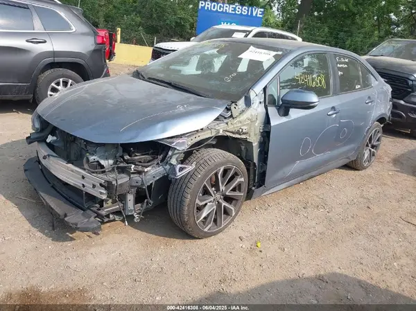 5YFT4RCE1LP021706 2020 TOYOTA COROLLA - Image 2