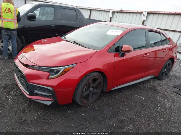 5YFT4RCE2LP010844 2020 TOYOTA COROLLA - Image 2