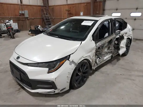 5YFT4RCE3LP015342 2020 TOYOTA COROLLA - Image 2