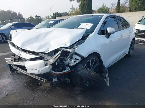 5YFT4RCE3LP032979 2020 TOYOTA COROLLA - Image 2