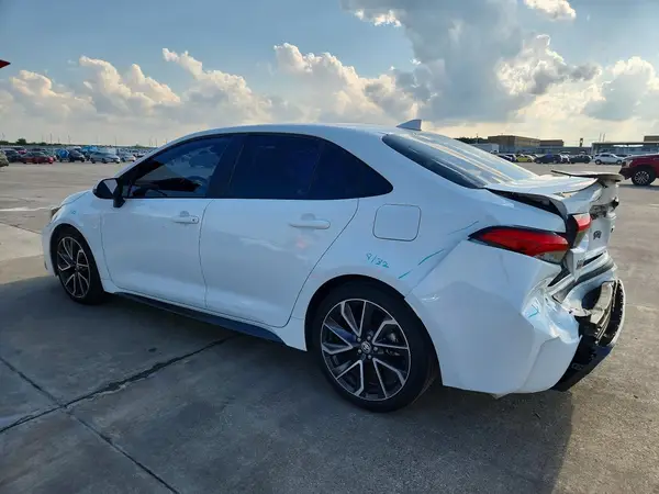 5YFT4RCE3LP051323 2020 TOYOTA COROLLA - Image 2