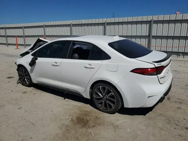 5YFT4RCE4LP038600 2020 TOYOTA COROLLA - Image 2