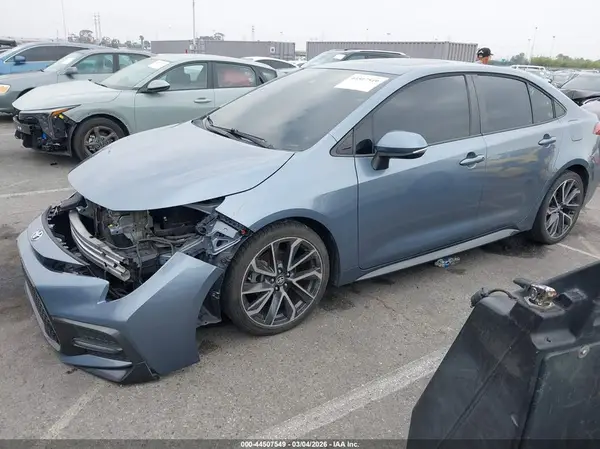 5YFT4RCE8LP006121 2020 TOYOTA COROLLA - Image 2