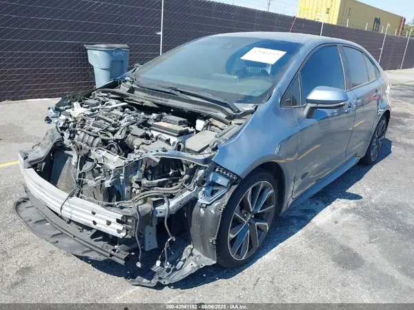 5YFT4RCE8LP031116 2020 TOYOTA COROLLA - Image 2