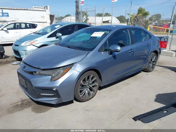 5YFT4RCE8LP048109 2020 TOYOTA COROLLA - Image 2