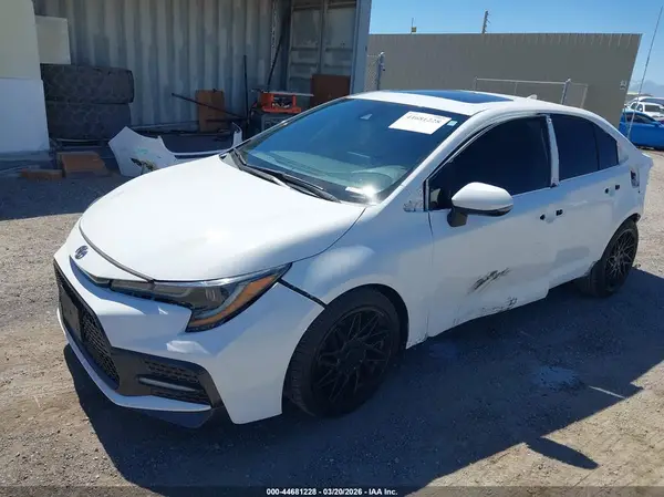 5YFT4RCE9LP035160 2020 TOYOTA COROLLA - Image 2