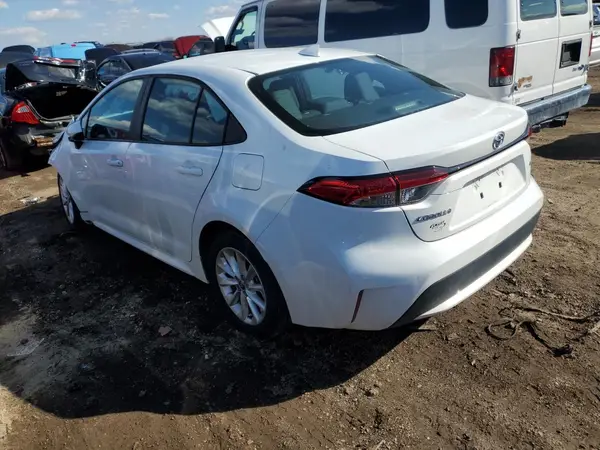 5YFVPMAE0NP332908 2022 TOYOTA COROLLA - Image 2