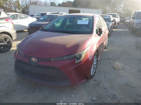 5YFVPMAE0NP361177 2022 TOYOTA COROLLA - Image 2