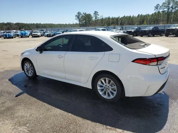 5YFVPMAE2MP161707 2021 TOYOTA COROLLA - Image 2