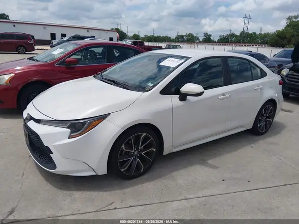 5YFVPMAE2MP201428 2021 TOYOTA COROLLA - Image 2