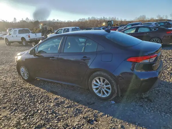 5YFVPMAE2NP293318 2022 TOYOTA COROLLA - Image 2