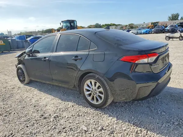 5YFVPMAE3NP302415 2022 TOYOTA COROLLA - Image 2