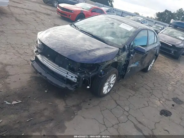 5YFVPMAE3NP307596 2022 TOYOTA COROLLA - Image 2