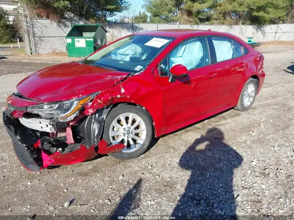 5YFVPMAE6MP270543 2021 TOYOTA COROLLA - Image 2