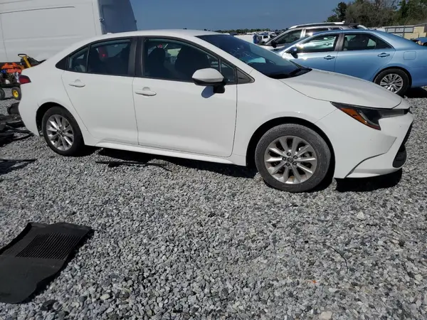 5YFVPMAE6NP294522 2022 TOYOTA COROLLA - Image 2