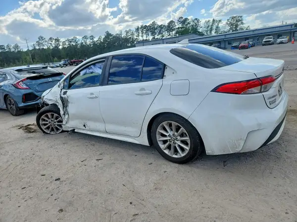 5YFVPMAE7MP237177 2021 TOYOTA COROLLA - Image 2