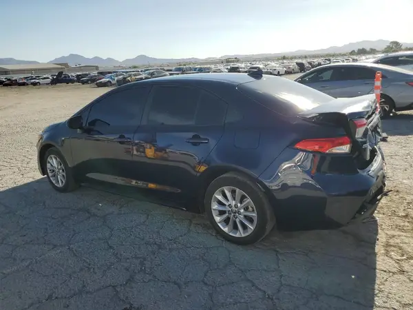 5YFVPMAE7NP324319 2022 TOYOTA COROLLA - Image 2
