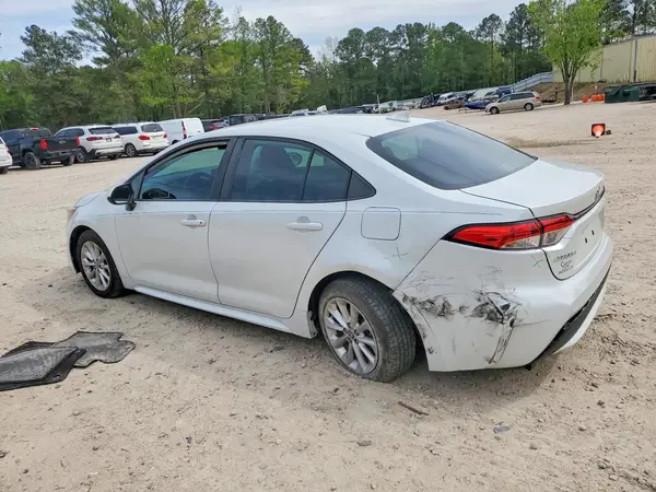 5YFVPMAE8NP273008 2022 TOYOTA COROLLA - Image 2