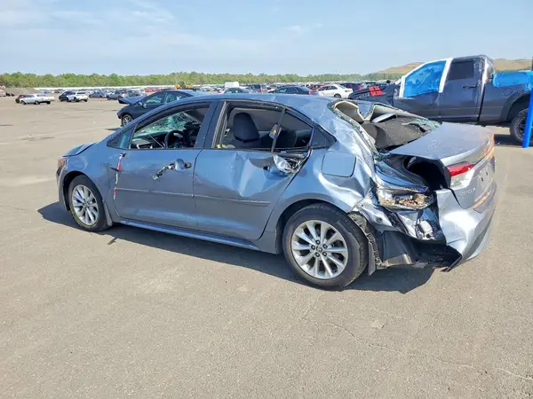 5YFVPMAE8NP284283 2022 TOYOTA COROLLA - Image 2