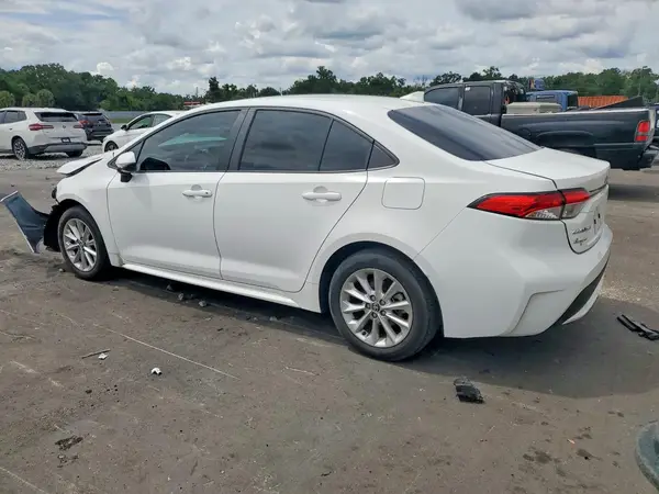 5YFVPMAE8NP362982 2022 TOYOTA COROLLA - Image 2