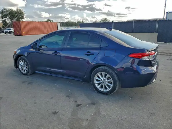 5YFVPMAE9NP338173 2022 TOYOTA COROLLA - Image 2